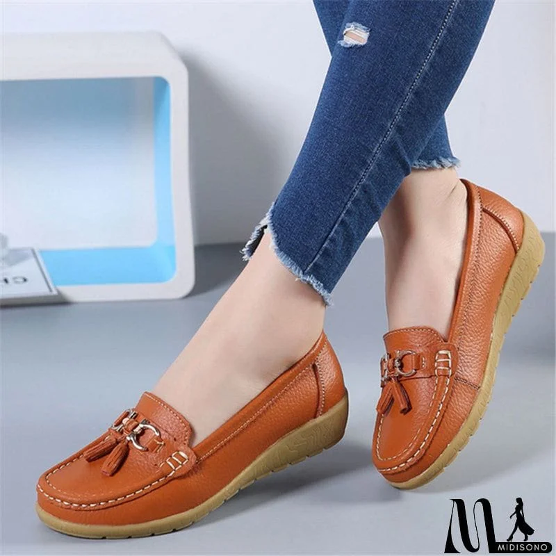 MidiSono - New Casual Simple Style Breathable Solid Color Boat Shoes Loafers