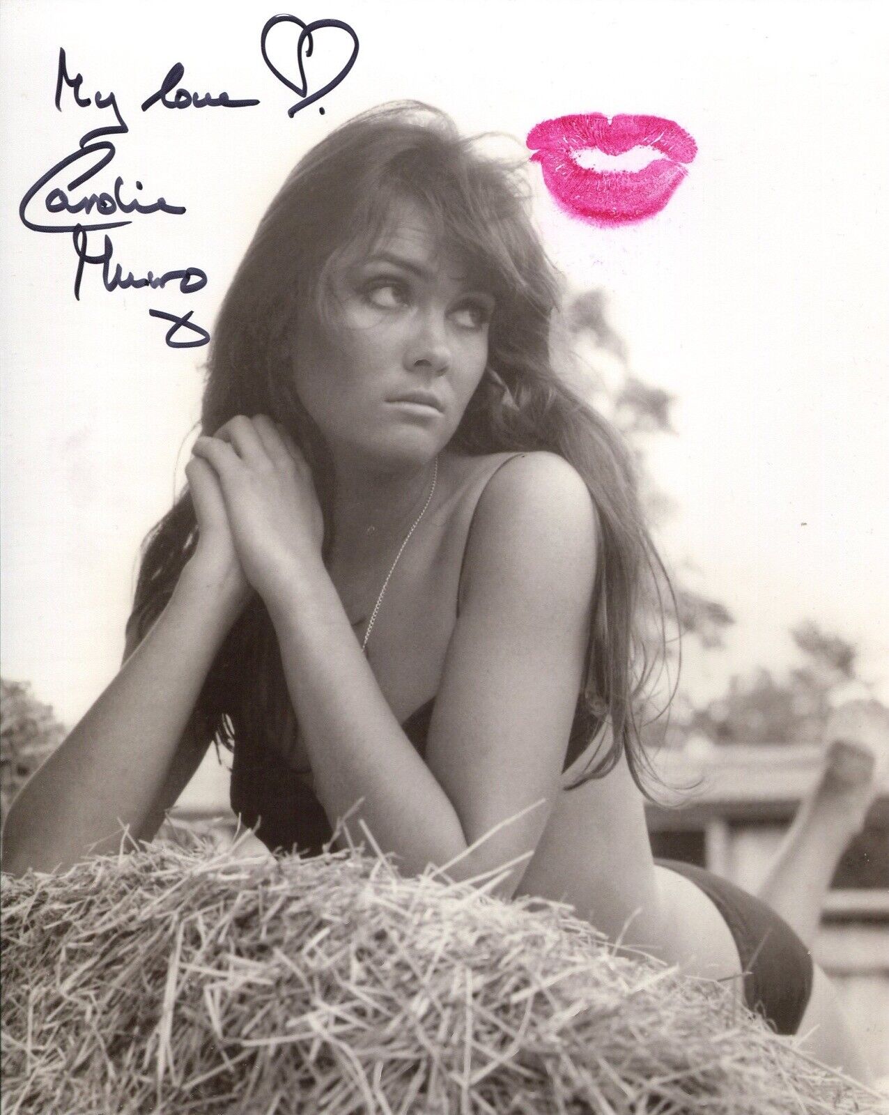 007 Bond girl Caroline Munro signed and lipstick kissed Photo Poster painting - REF 15sa