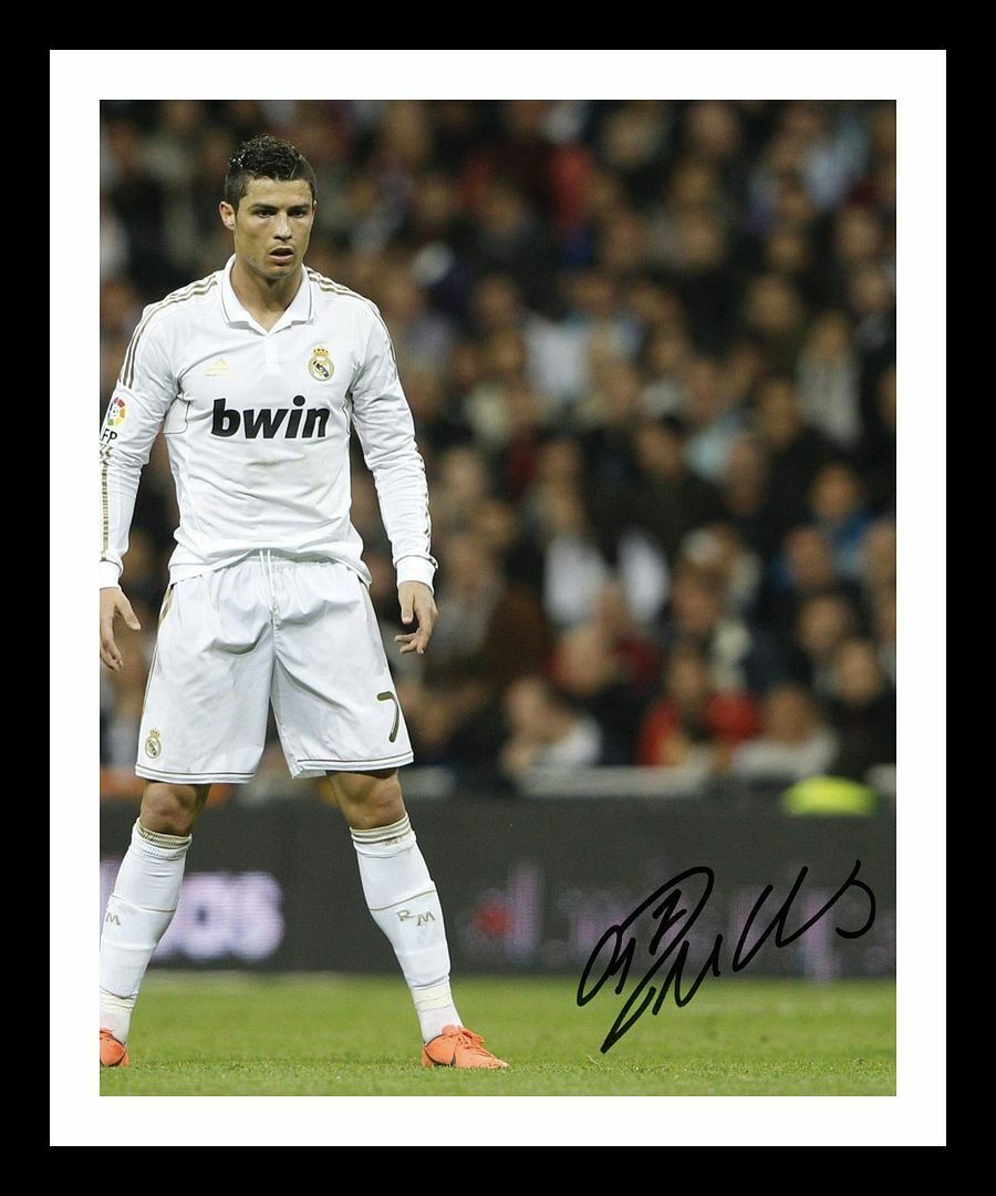 Cristiano Ronaldo -Real Madrid Autograph Signed & Framed Photo Poster painting 1