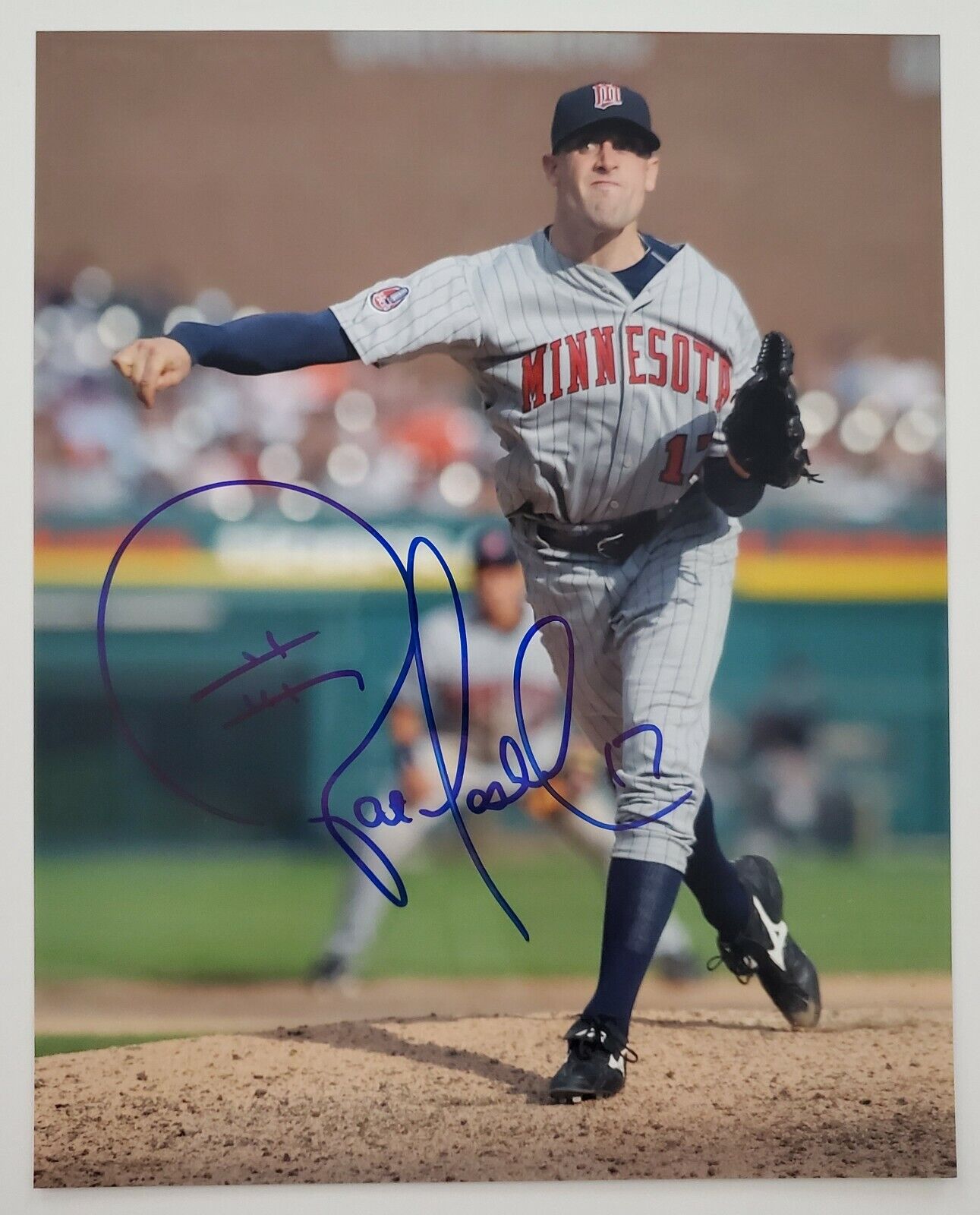 Pat Neshek Signed 8x10 Photo Poster painting MLB Minnesota Twins Pitcher Auto RAD