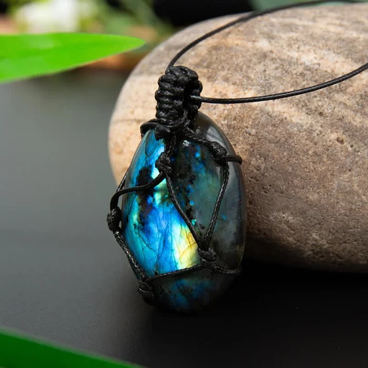 Wrapped Dragons Heart Natural Labradorite Stone Necklace