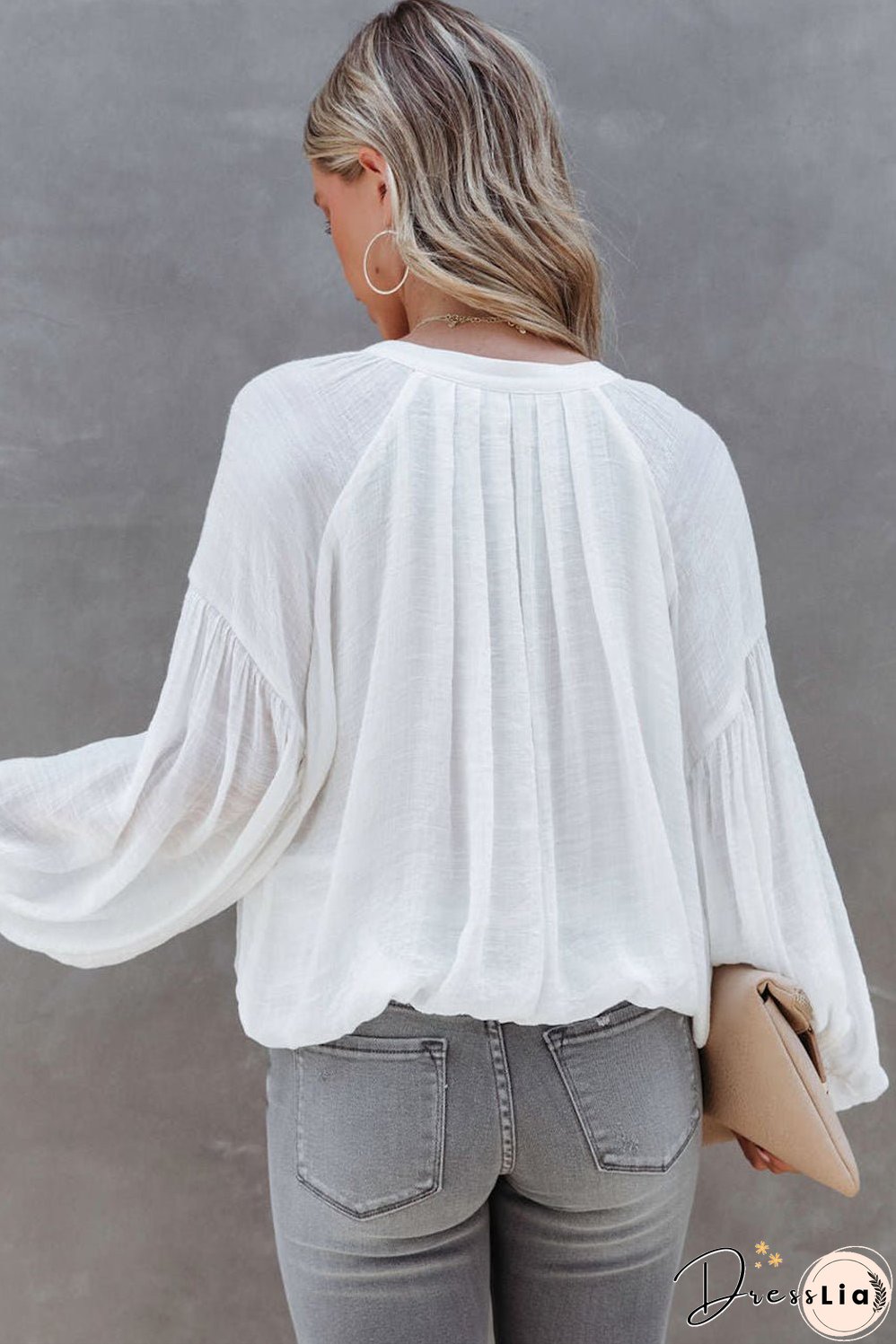 White V Neck Balloon Sleeve Shirt in Solid Color