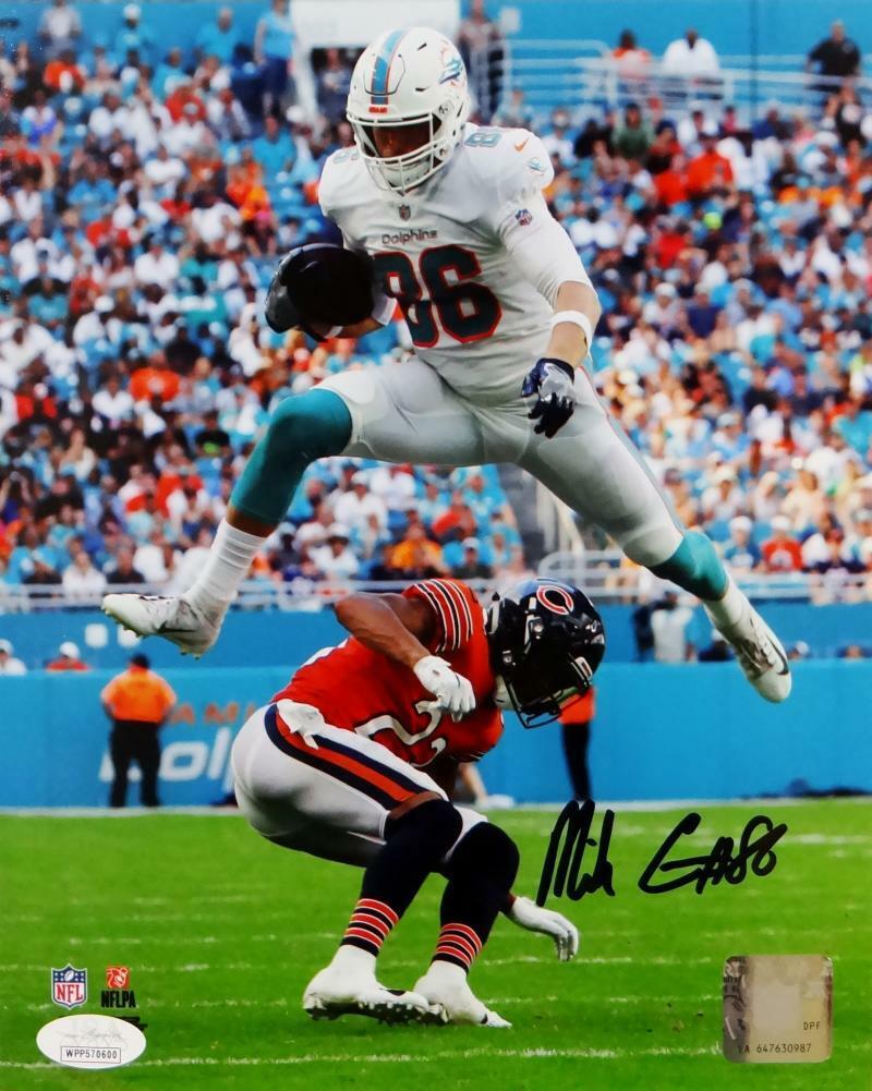 Mike Gesicki Signed Miami Dolphins 8x10 Hurdling Vs. Bears PF Photo Poster painting- JSA W Auth