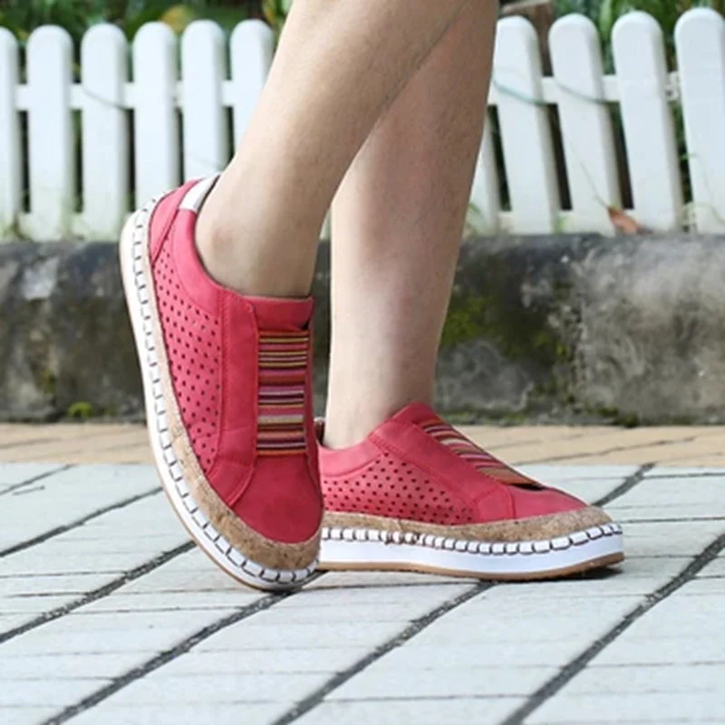  2022 Sneakers Women Vulcanize Shoes Casual Breathable Shoes Female Soft Leather  Flats Ladies Sneakers  Shoes Woman Sneakers