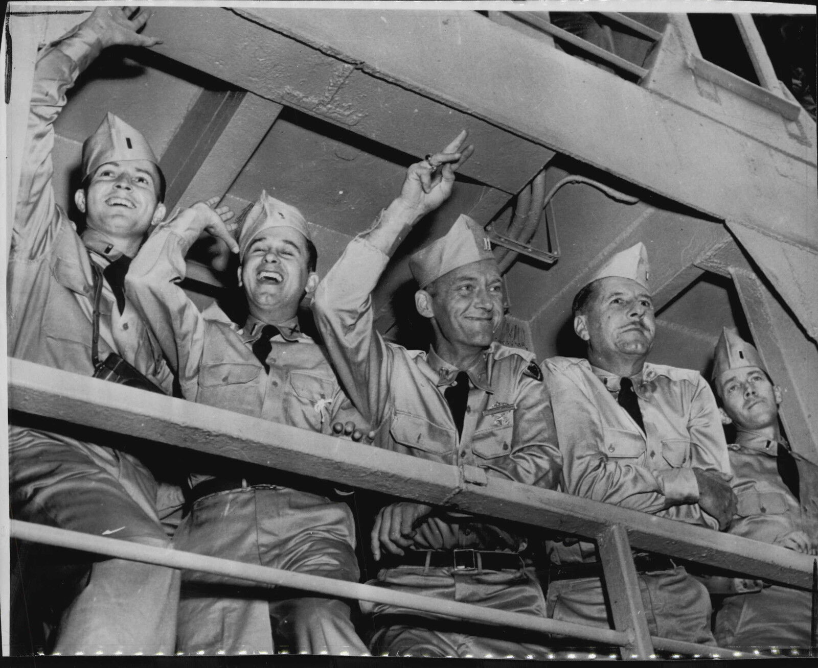 d Prisoners Arrive By Ship To San Francisco 1953 Korea War Press Photo Poster painting