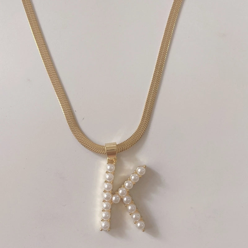 Elegant Luxurious Classic Style Letter Copper 14k Gold Plated Artificial Pearls Pendant Necklace In Bulk