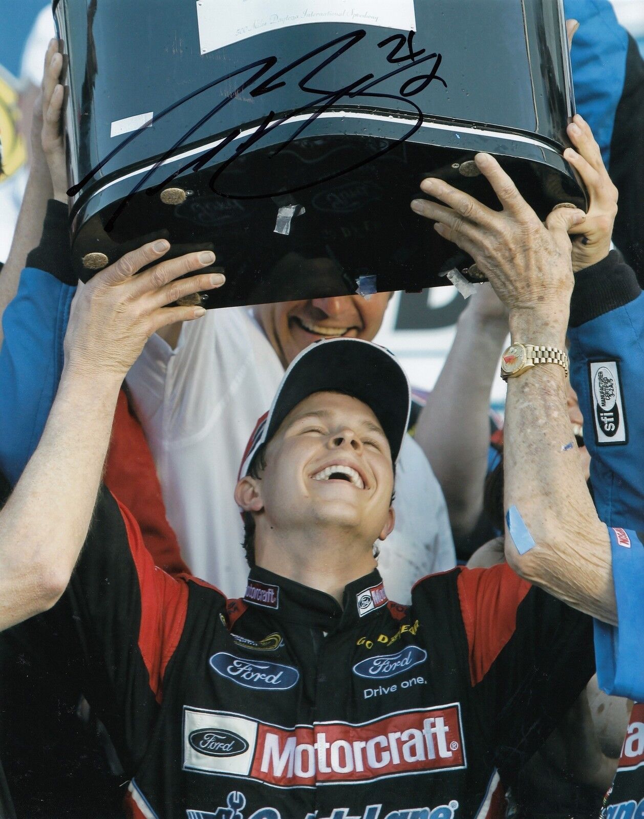 TREVOR BAYNE signed (NASCAR RACING CHAMPION) *DAYTONA 500* 8X10 Photo Poster painting W/COA #1