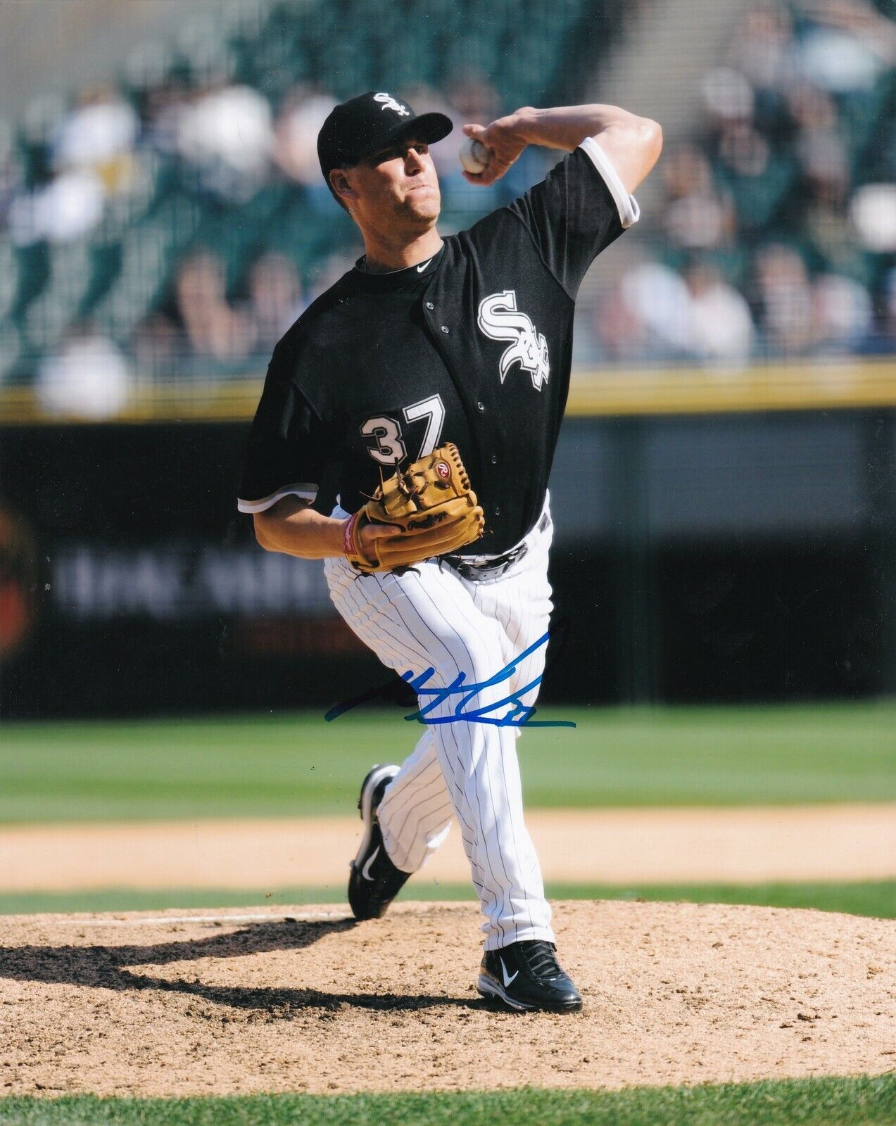 MATT THORNTON CHICAGO WHITE SOX ACTION SIGNED 8x10