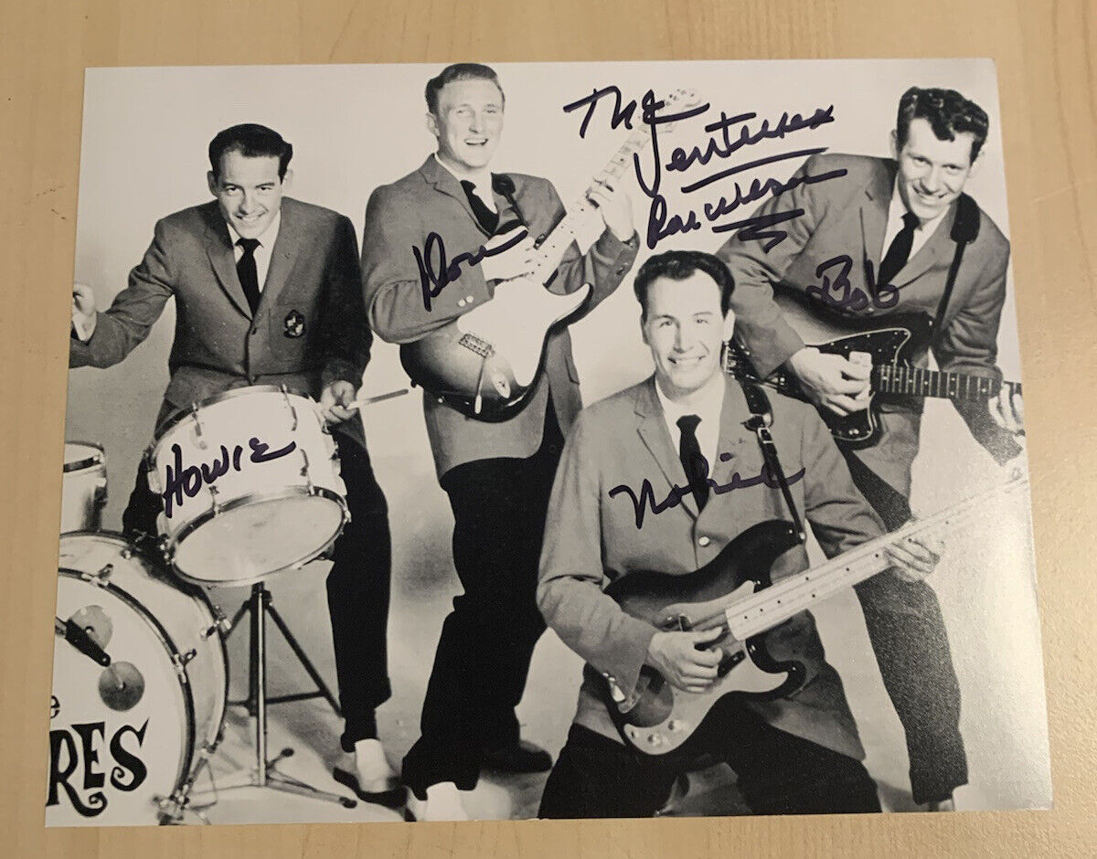 DON WILSON HAND SIGNED 8x10 Photo Poster painting AUTOGRAPHED SINGER GUITARIST THE VENTURES COA