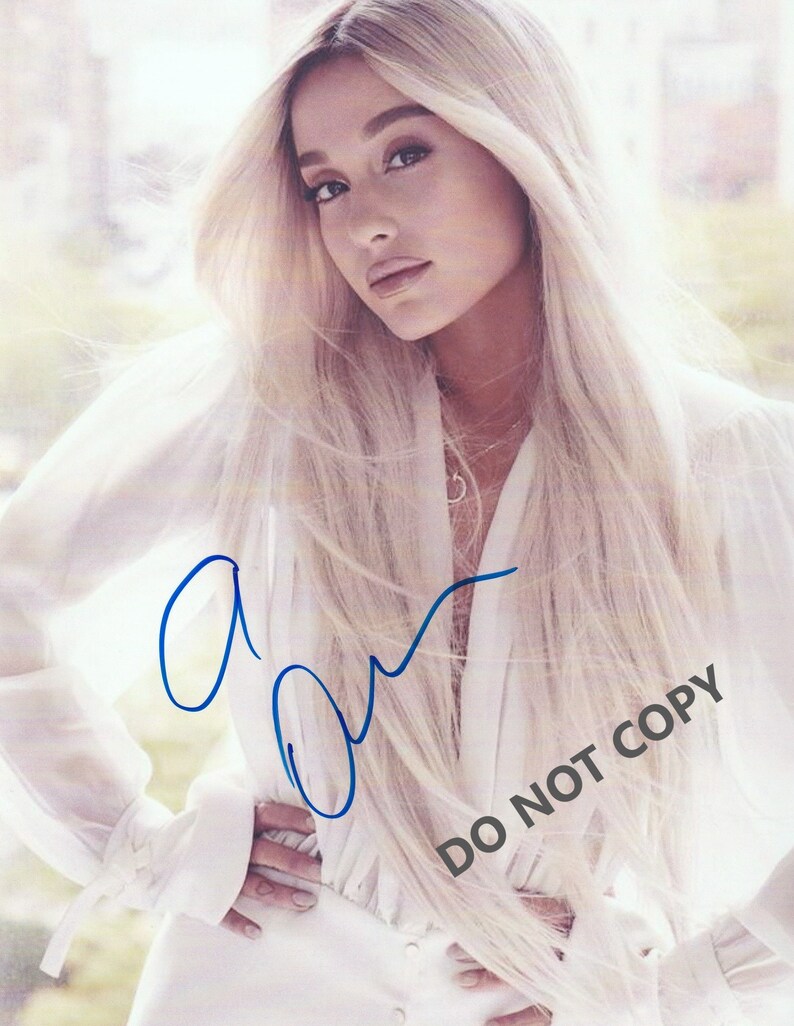 ariana grande 8 x10 20x25 cm Autographed Hand Signed Photo Poster painting