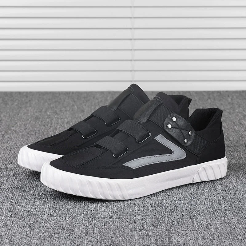Nine o'clock Trendy Spring Men Casual Shoes Classic Low-top Canvas Sneaker All-match Slip-on Breathable Slip Resistant Footwear