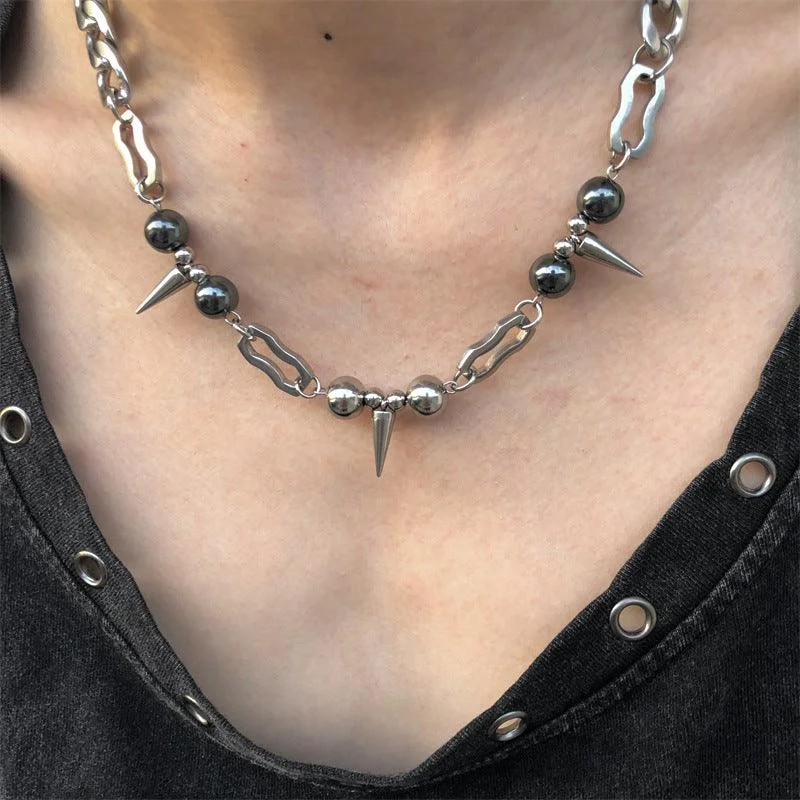 Plunge Into My Heart Stud Necklace