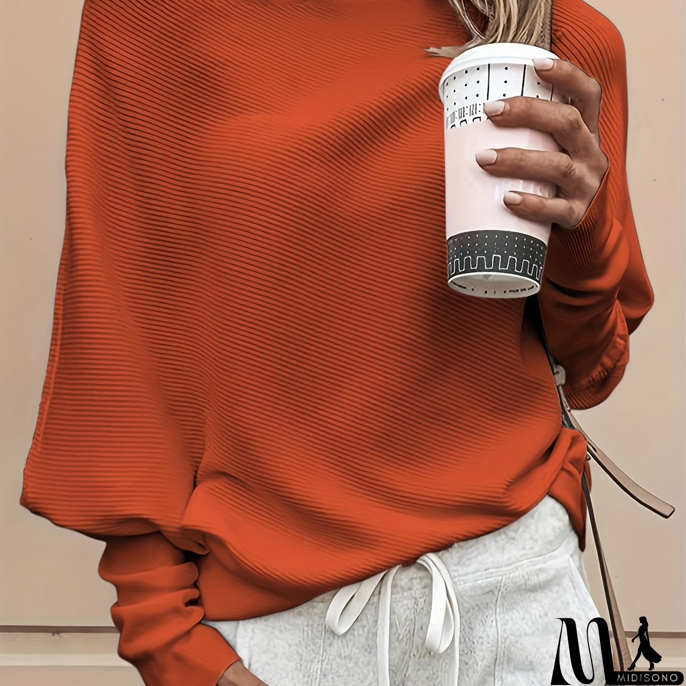 MidiSono - Trendy and Elegant Sweater