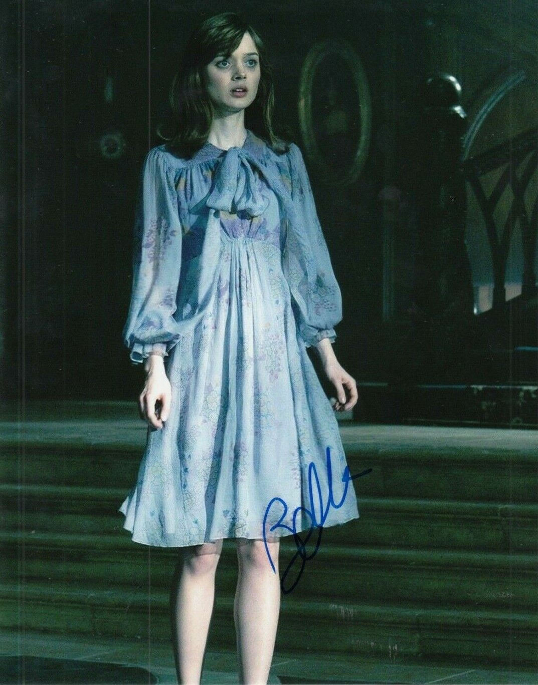 BELLA HEATHCOTE signed (DARK SHADOWS) Movie 8X10 Photo Poster painting *VICTORIA* Proof W/COA