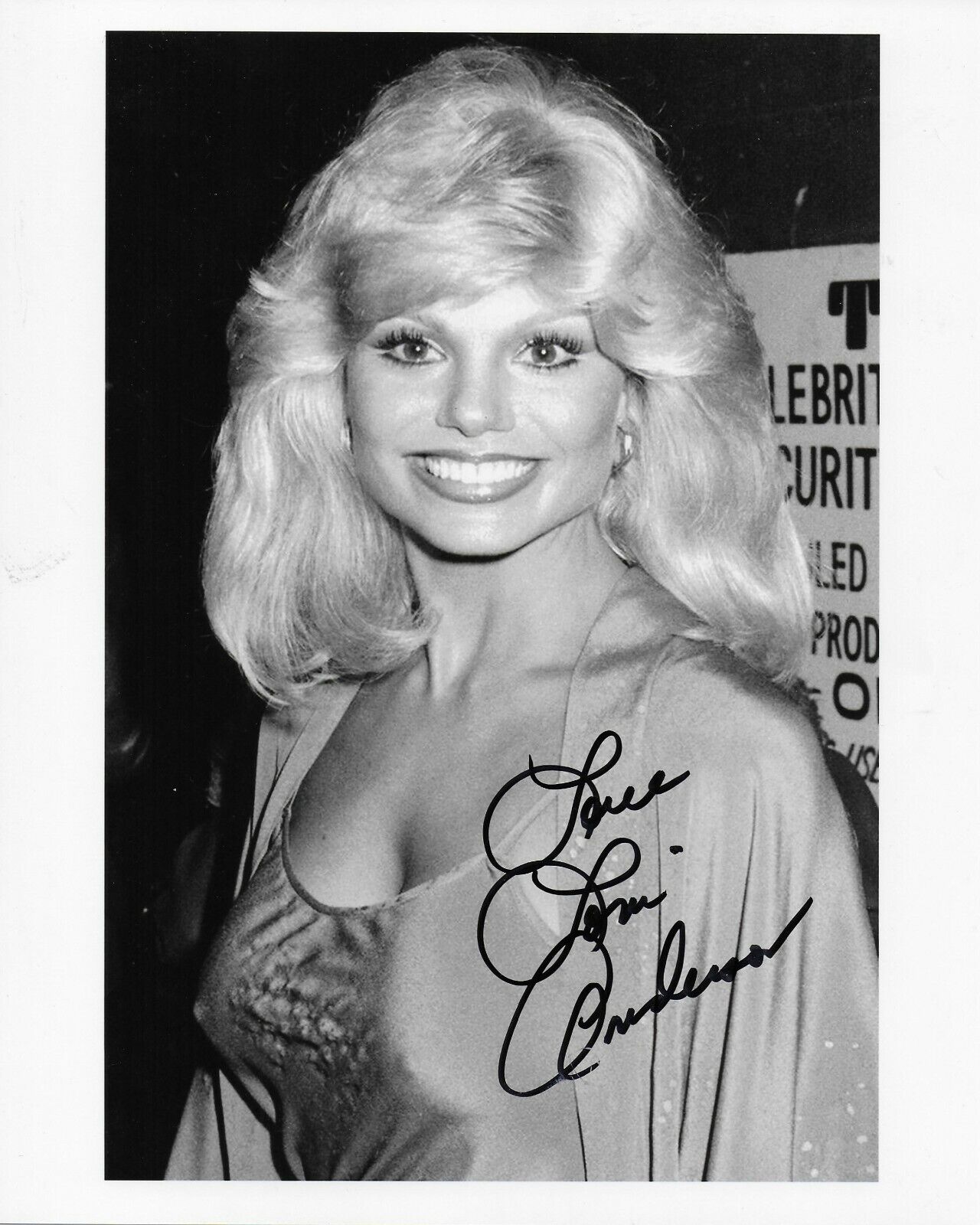 Loni Anderson Signed 8x10 Photo Poster painting - WKRP in Cincinnati BABE - GORGEOUS!!! #38