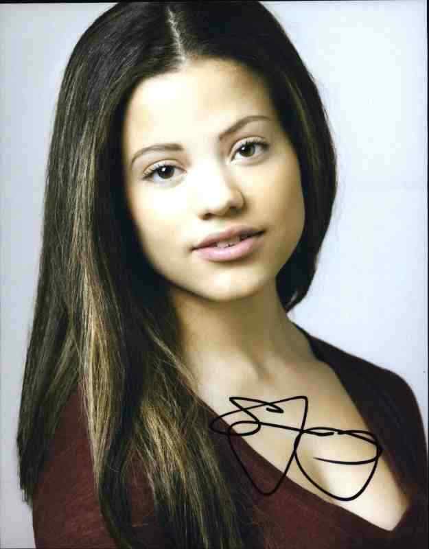 Sarah Jeffery authentic signed celebrity 8x10 Photo Poster painting W/Cert Autograph 355