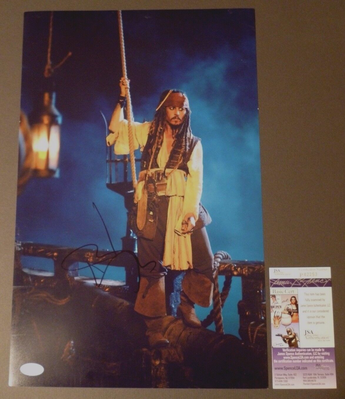 JOHNNY DEPP Authentic Hand-Signed Captain Jack Sparrow