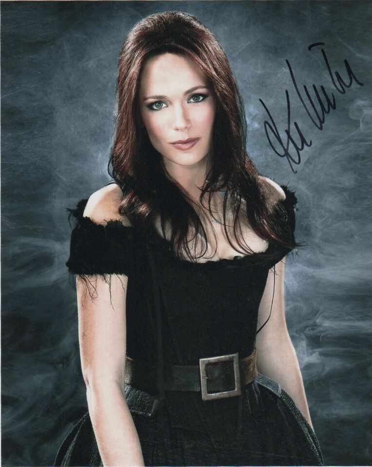 Katia Winter Sleepy Hollow Autographed Signed 8x10 Photo Poster painting COA