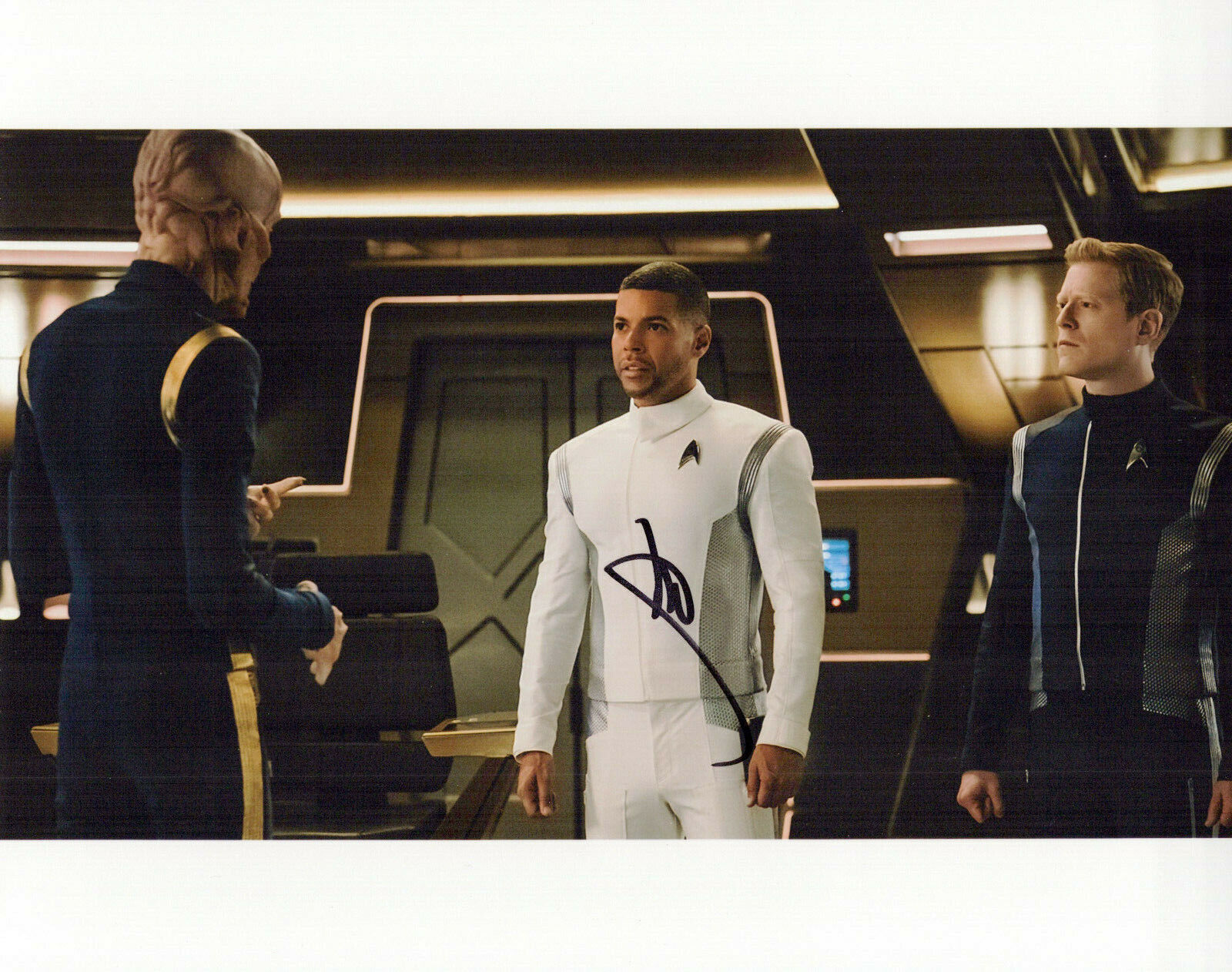 Wilson Cruz Star Trek Discovery autographed Photo Poster painting signed 8x10 #7 Dr. Hugh Culber