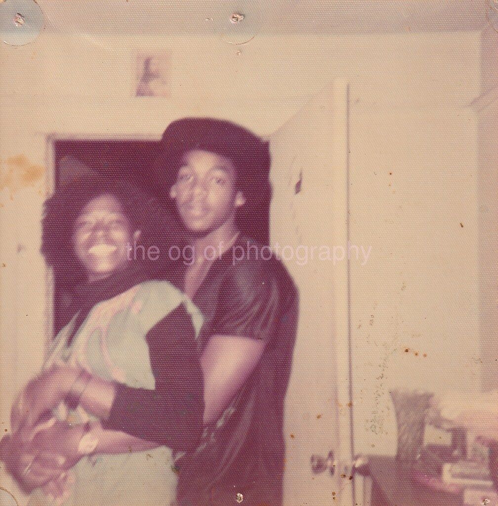 Young Couple FOUND Photo Poster painting ColorOriginal Snapshot VINTAGE 810 13 T