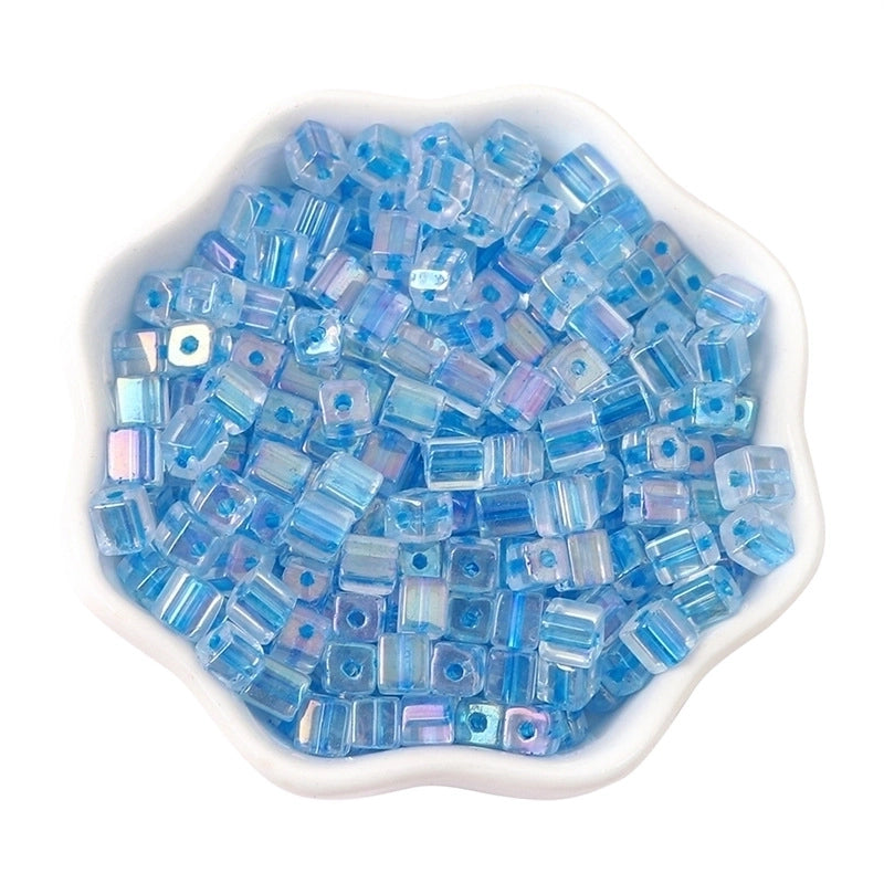 50 Pieces 5 * 5mm Hole 1~1.9mm Glass Square Beads