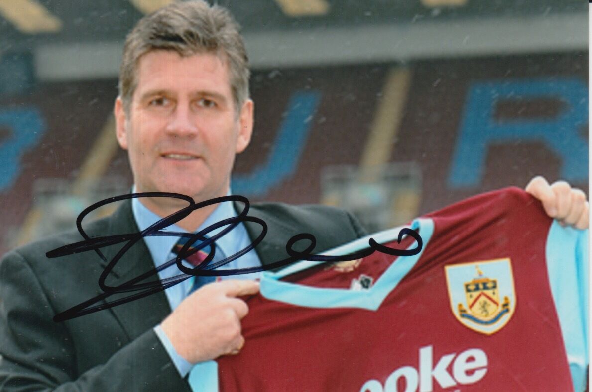 BURNLEY HAND SIGNED BRIAN LAWS 6X4 Photo Poster painting 1.