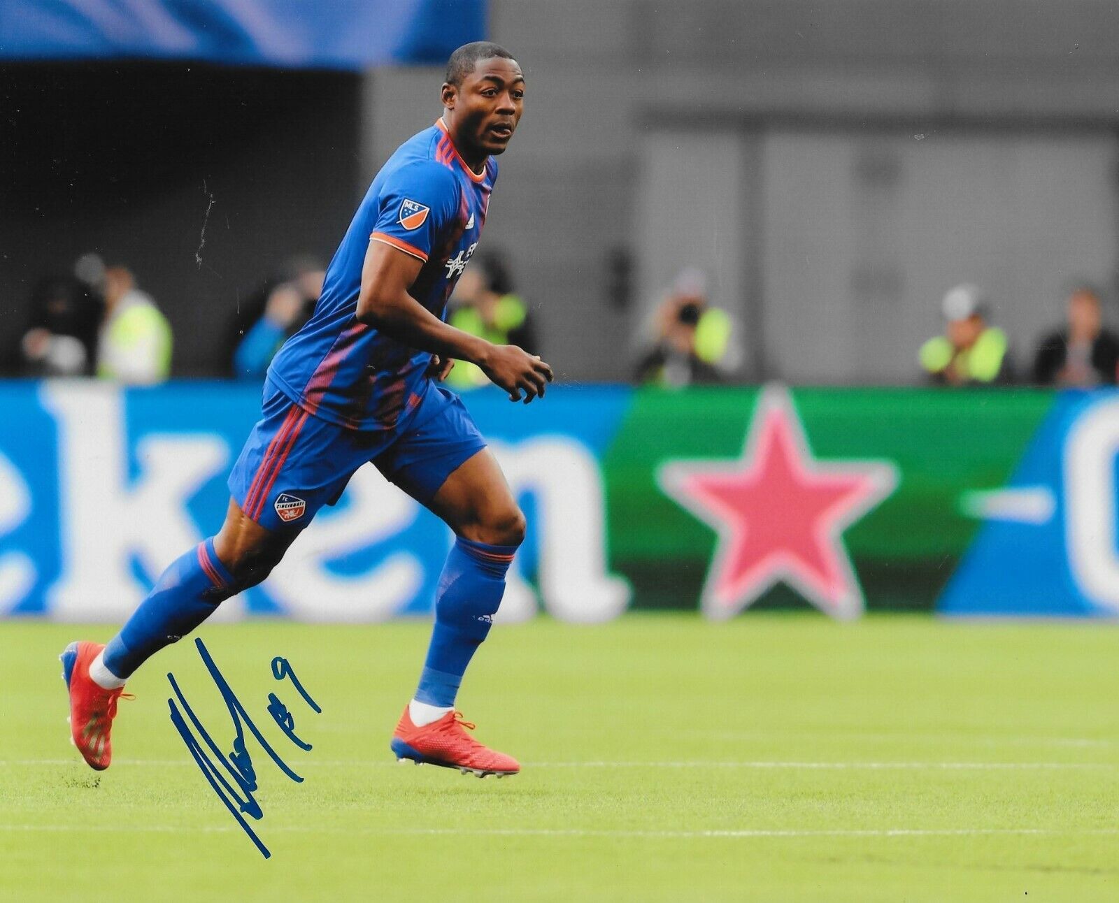 Fanendo Adi signed FC Cincinnati 8x10 Photo Poster painting autographed MLS Soccer 2