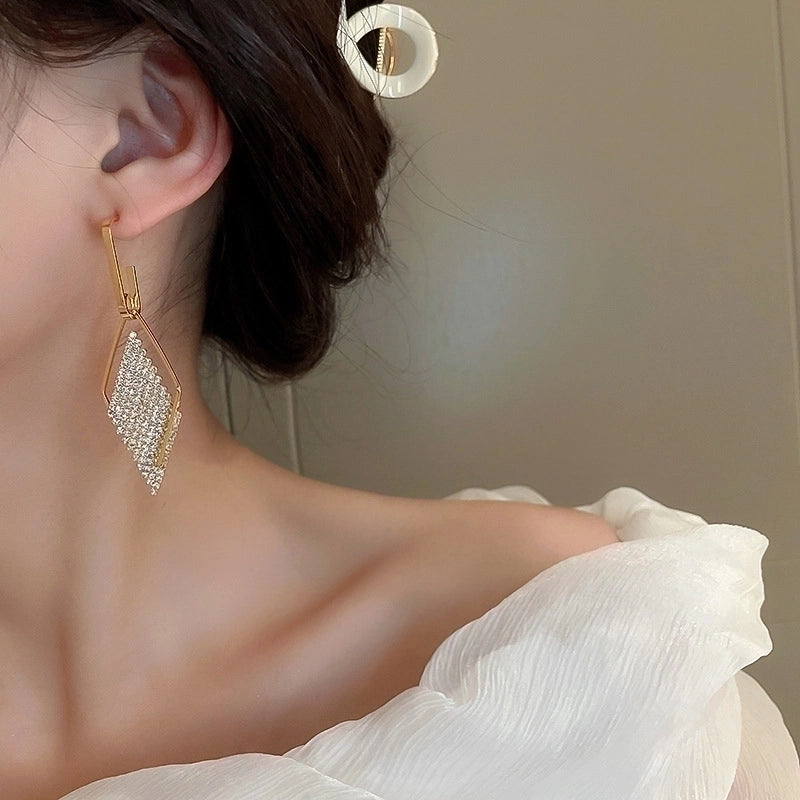 1 Pair Minimalist Butterfly Inlay Copper Zircon Drop Earrings