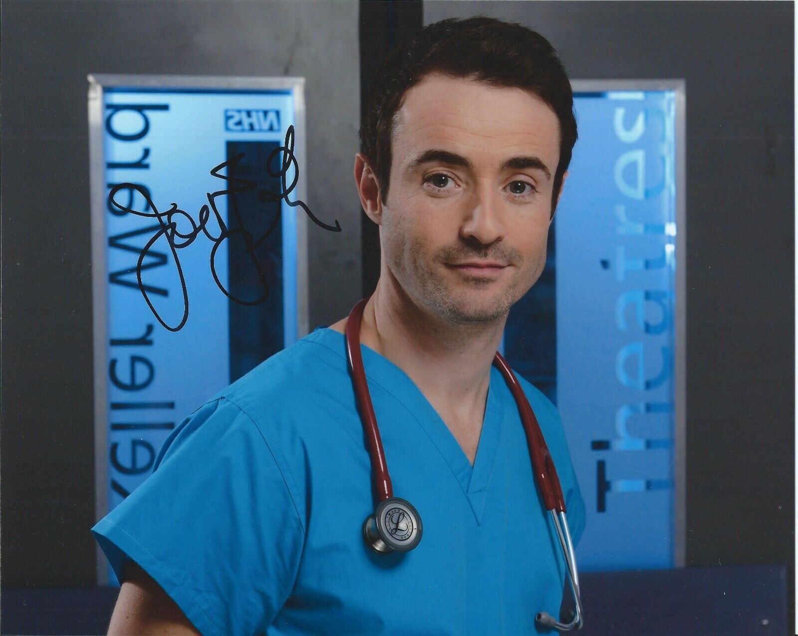 Joe McFadden autograph - signed Photo Poster painting - Holby City - Strictly Come Dancing