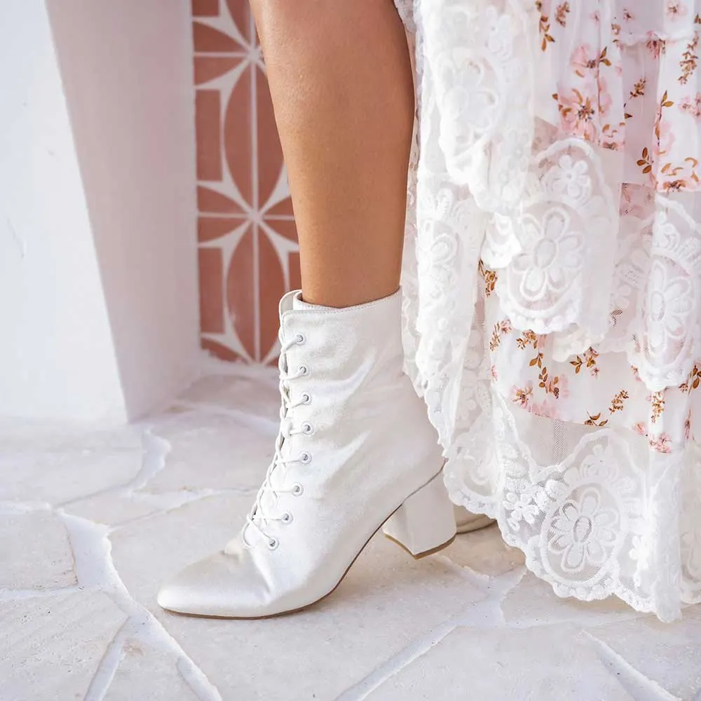 Mid-Height Velvet Ankle Boots for Women – Comfortable and Stylish