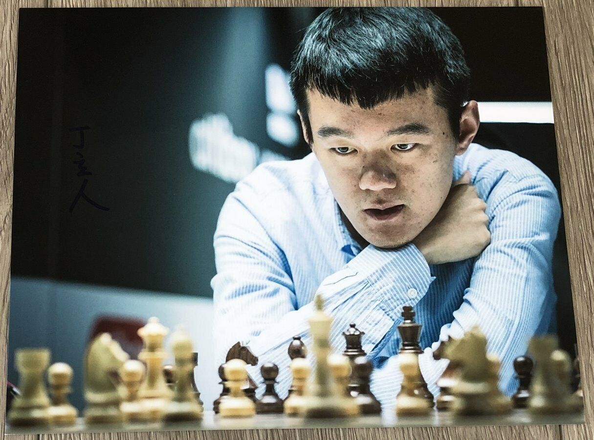 CHESS GRANDMASTER DING LIREN SIGNED AUTOGRAPH 8x10 Photo Poster painting C w/EXACT PROOF