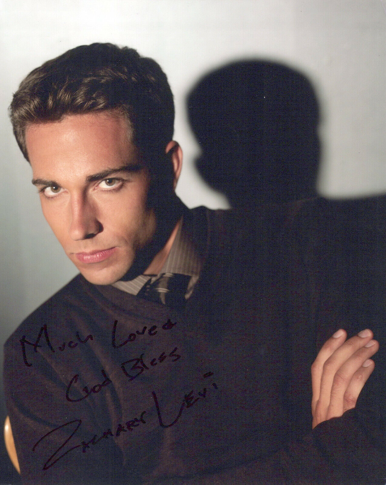 Zachary Levi head shot autographed Photo Poster painting signed 8x10 #5 full signature very rare