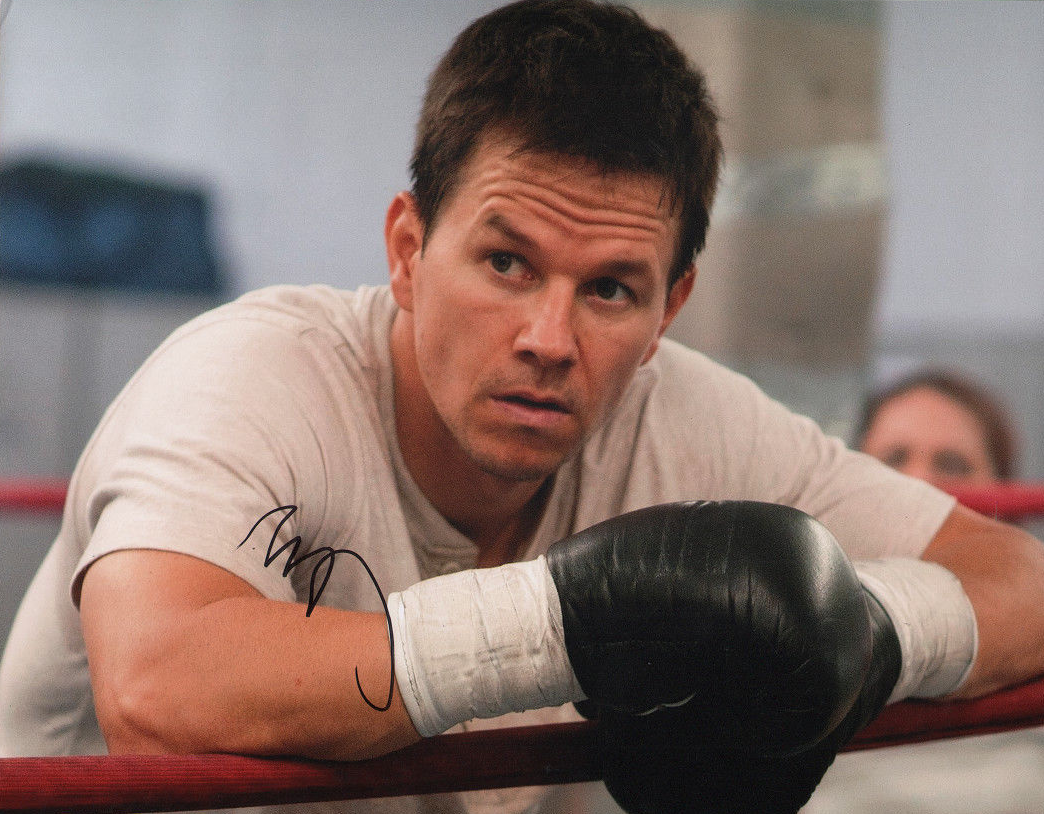 ~~ MARK WAHLBERG Authentic Hand-Signed The Fighter