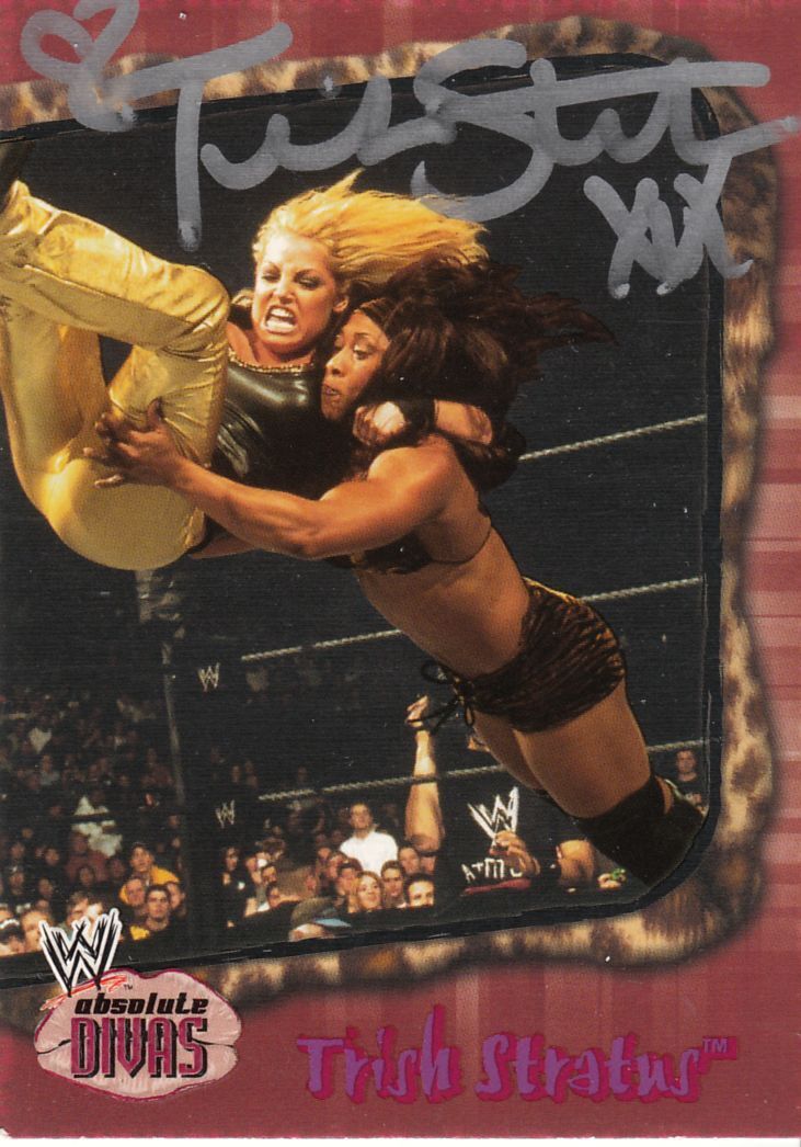 WWE WWF TRISH STRATUS SIGNED TRADING CARD Photo Poster painting PICTURE 4