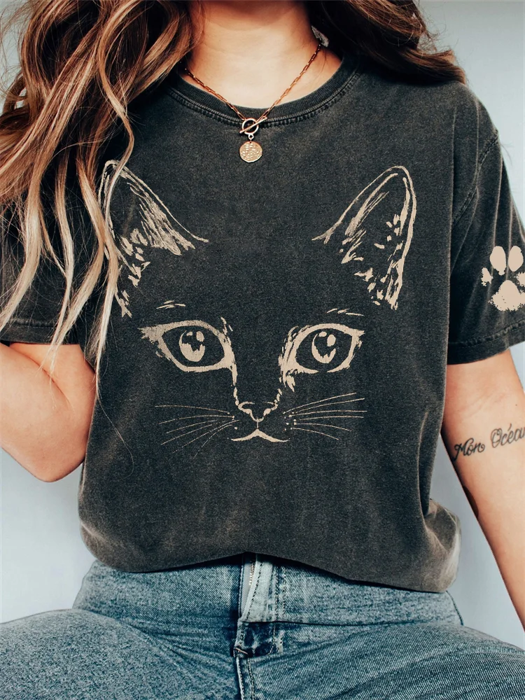 VChics Cat Face Paw Print Vintage Washed T Shirt