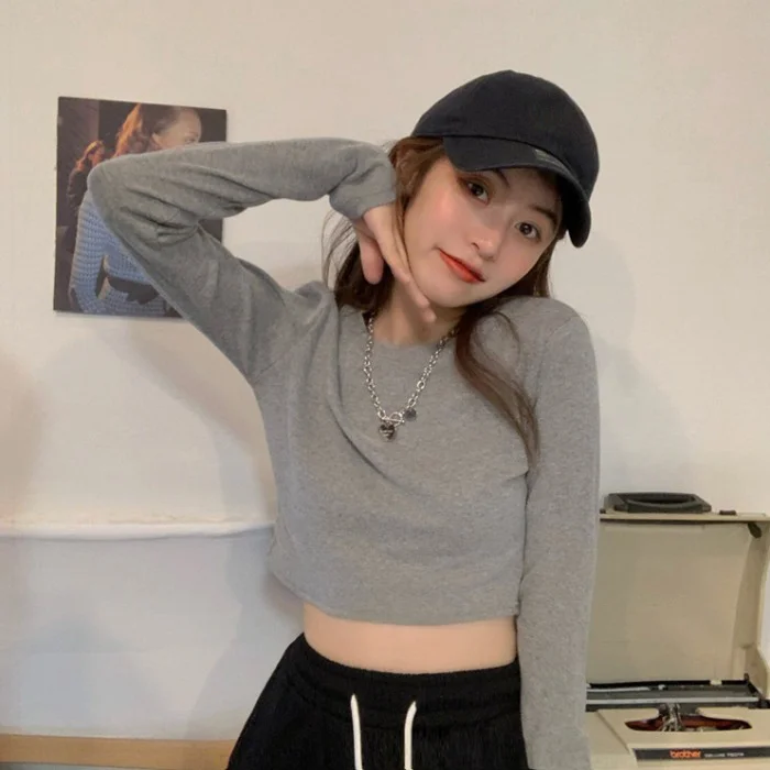 Uveng Uveng Long Sleeve White Bottom Shirt Korean Version Short Crop T-Shirt Female 2023 Autumn Decoration Body Show Thin Jacket Tide