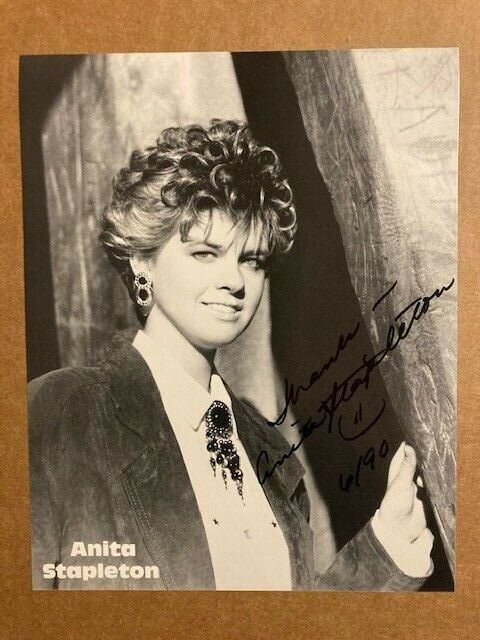 Anita Stapleton Country Music Boldly Signed Lovely 7.5 x 9.5