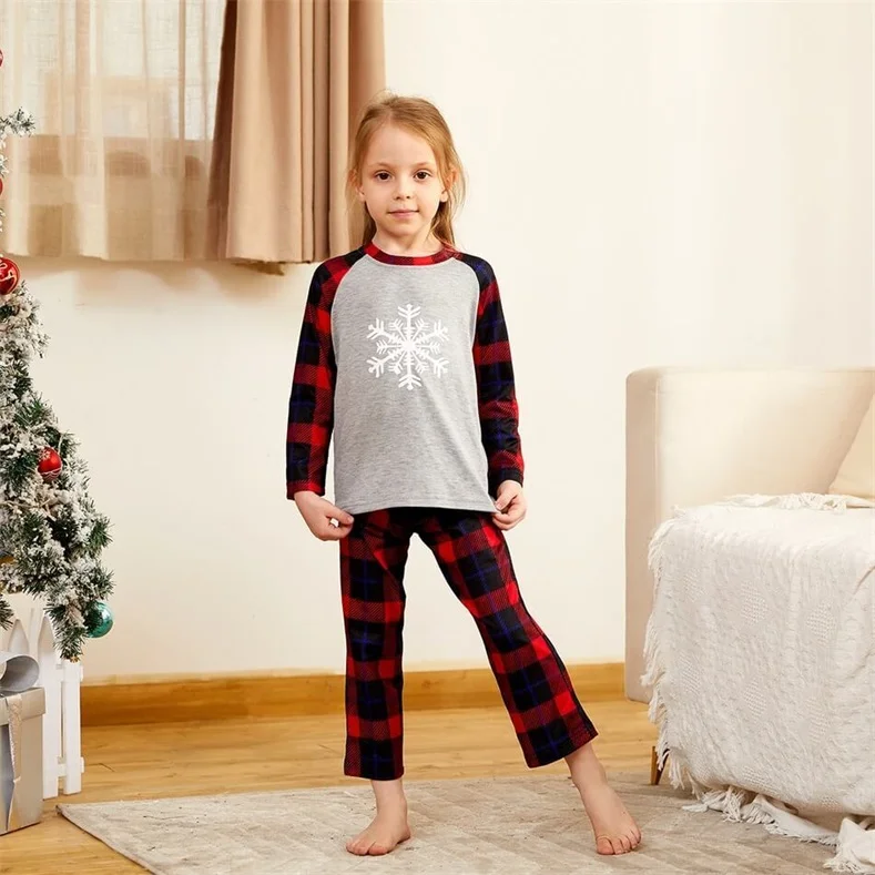 Family Matching Snowflake Buffalo Plaid Christmas Pajamas Sets (with Pet Dog Clothes)