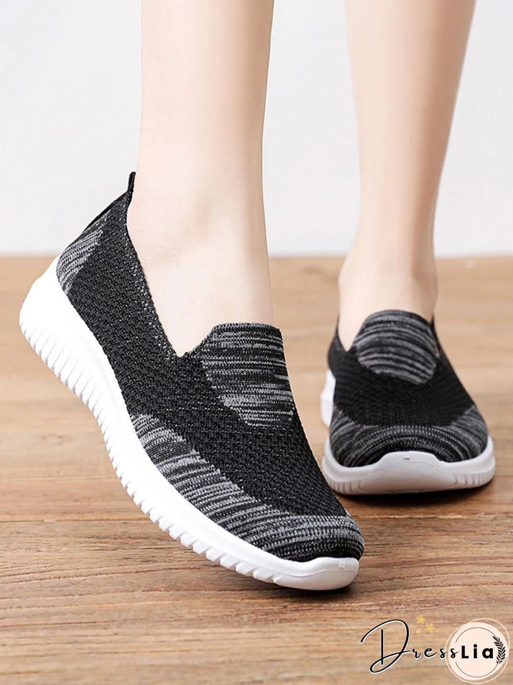 Lightweight Breathable Flyknit Mesh Casual Shoes Sneakers