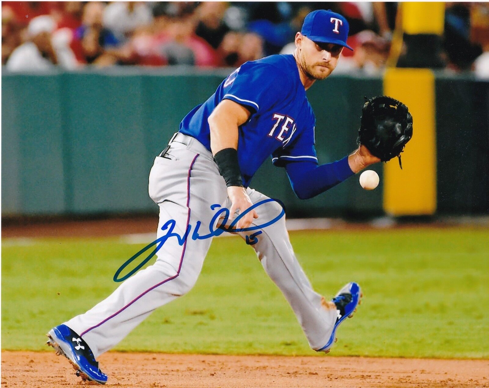 WILL MIDDLEBROOKS TEXAS RANGERS ACTION SIGNED 8x10