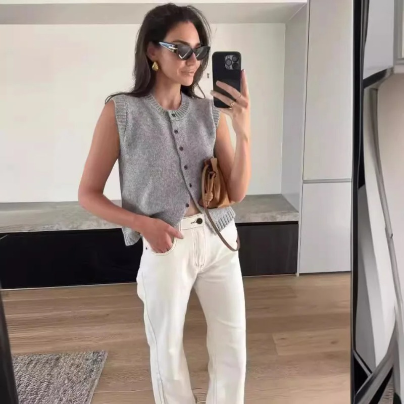 Ootddress Knitted Vests Top For Women Casual Single-Breasted Knitwear Cardigan Tank Sweater Female Solid Sleeveless 2025 Fashion