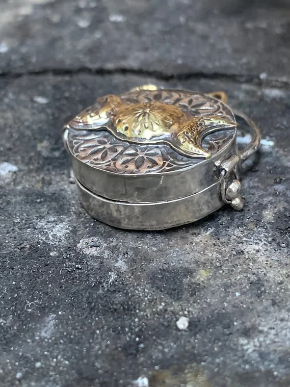 🔥LAST DAY SALE 49% OFF-925 Sterling Silver Triple Moon Goddess Spell Locket with Real Quartz Crystal