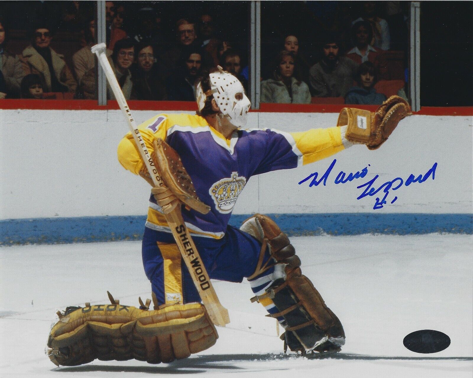 Signed 8x10 MARIO LESSARD Los Angeles Kings Autographed Photo Poster painting - COA