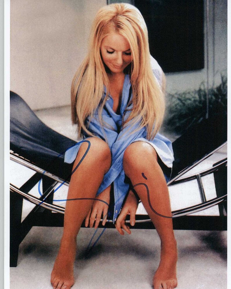 Geri Halliwell Signed Autographed Glossy 8x10 Photo Poster painting - COA Matching Holograms