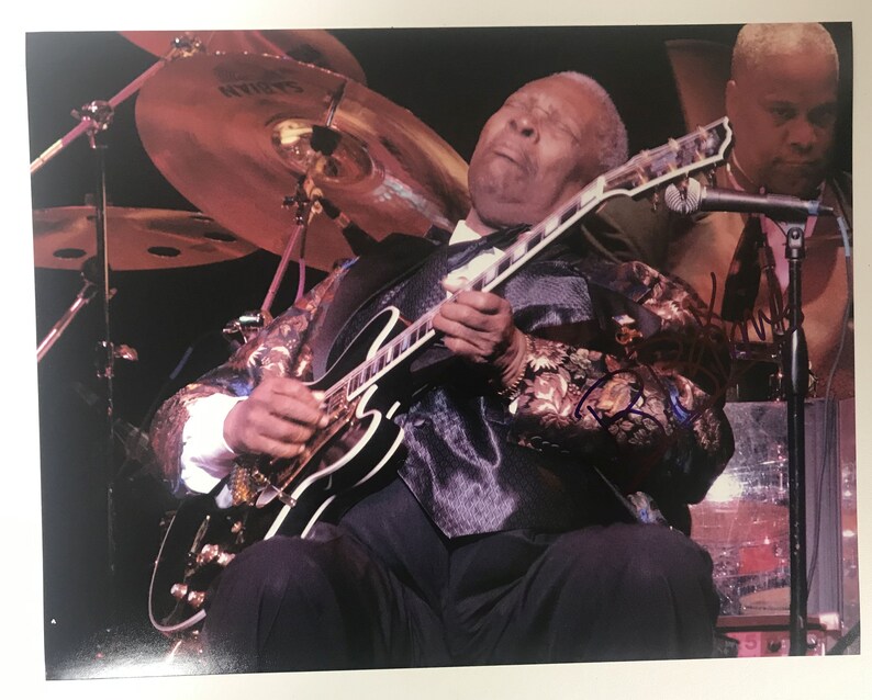 B.B. King (d. 2015) Signed Autographed Glossy 11x14 Photo Poster painting - COA Matching Holograms