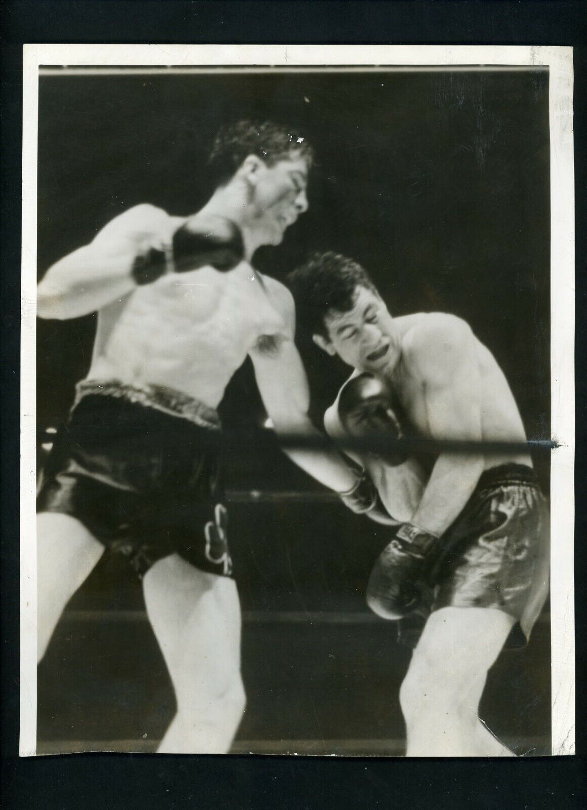 Billy Conn vs. Fred Apostoli at Madison Square Garden 1939 Press Photo Poster painting Boxing