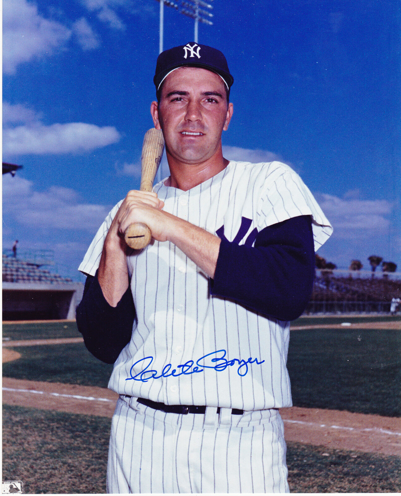 CLETE BOYER NEW YORK YANKEES ACTION SIGNED 8x10