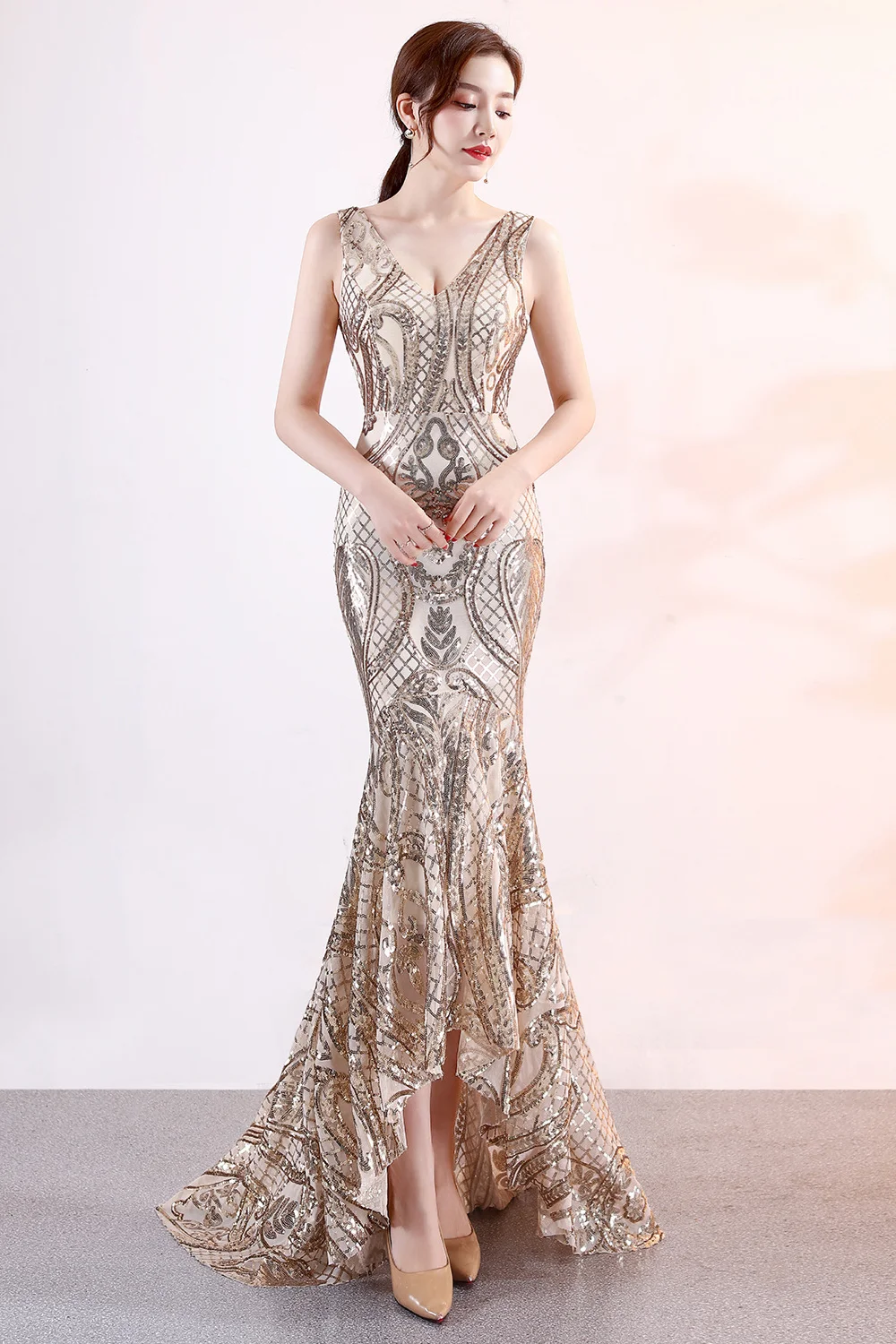 Luluslly Sleeveless V-Neck Mermaid Sequins Evening Dress Long YE0068