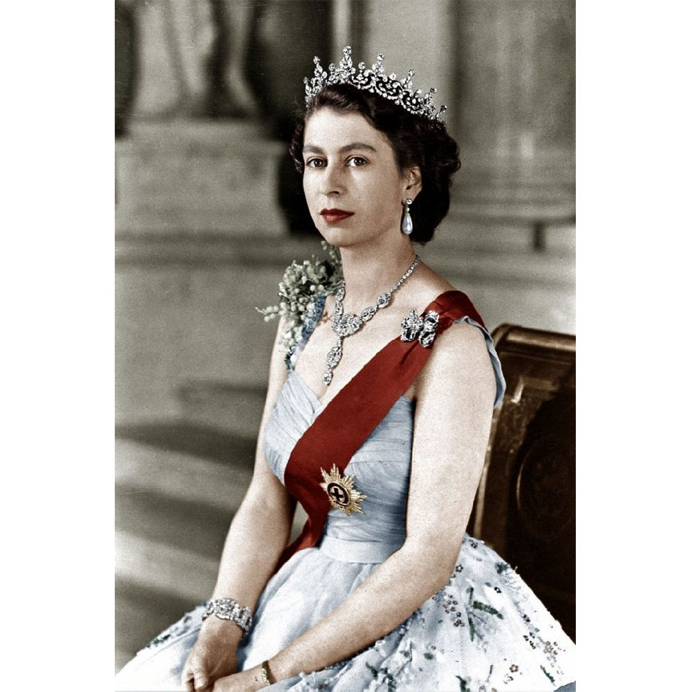 

The Queen of England - Square Drill Diamond Painting - 50*60CM (Big Size), 501 Original