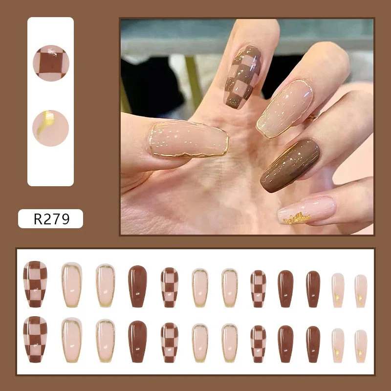 24Pcs Coffee Color With Grids Heart Designs False Nail Full Cover Fake Nails with Glue Detachable Wearable Manicure Nail Tips-Nail Inspo